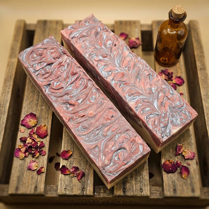 The Romantic Apothecary - Golden Rose, Egyptian Musk & Amber Romance Fragrance Oil - Kaolin Clay